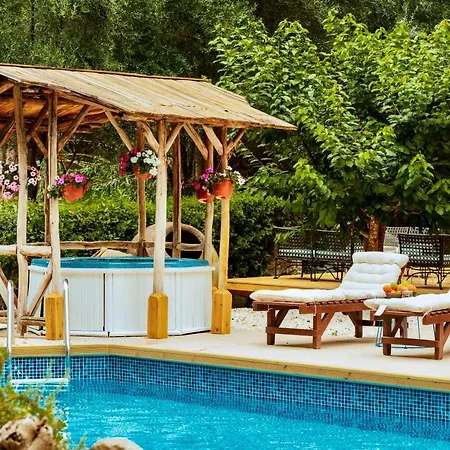 מלון Secret Forest - Wellness Retreat & Healing (adults Only)